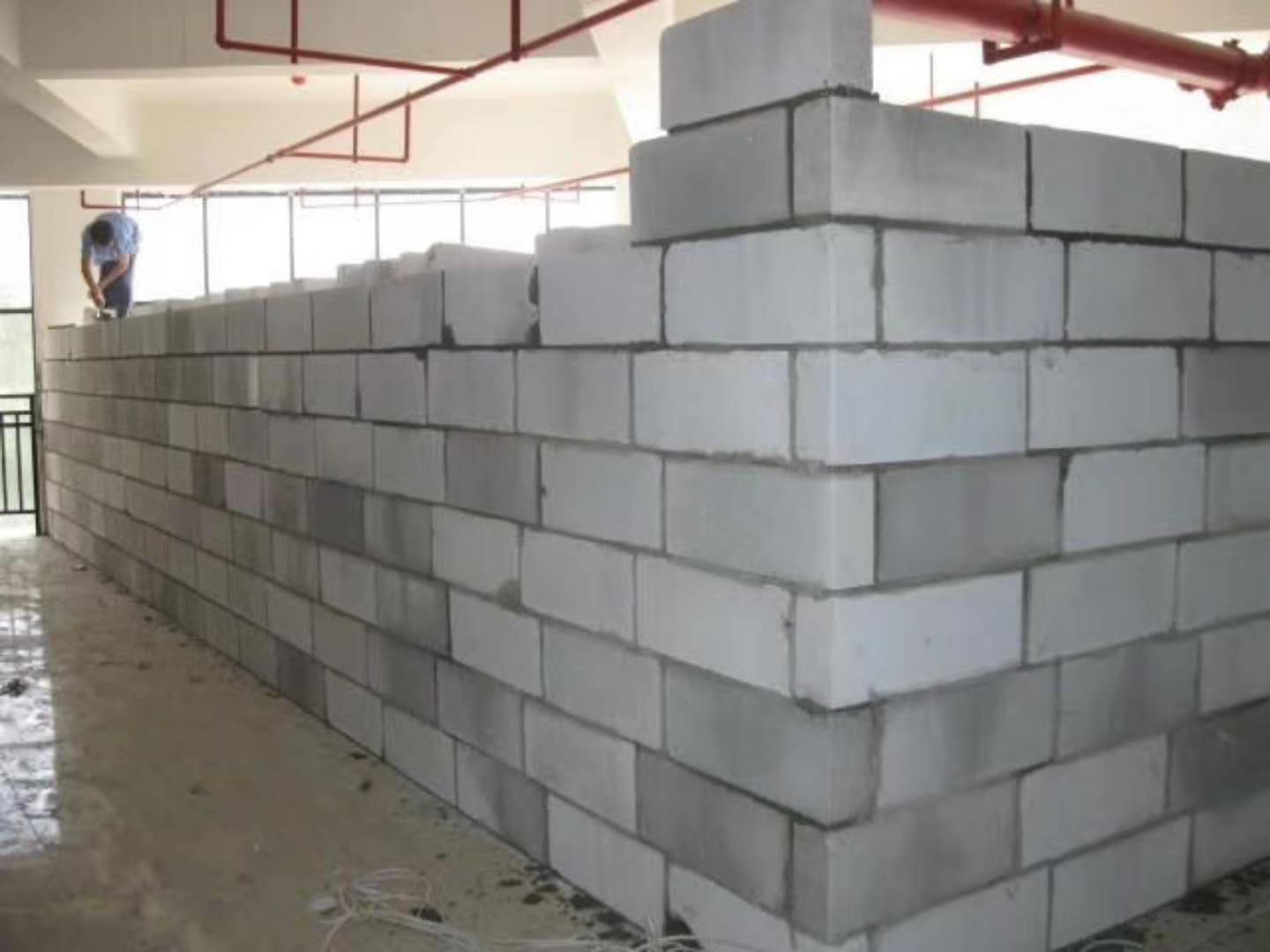 吴旗蒸压加气混凝土砌块承重墙静力和抗震性能的研究